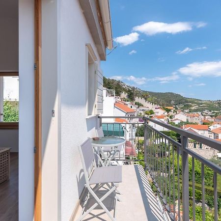 Brand New Apt W Balcony & Perfect Seaview At Center Hvar Town Eksteriør billede