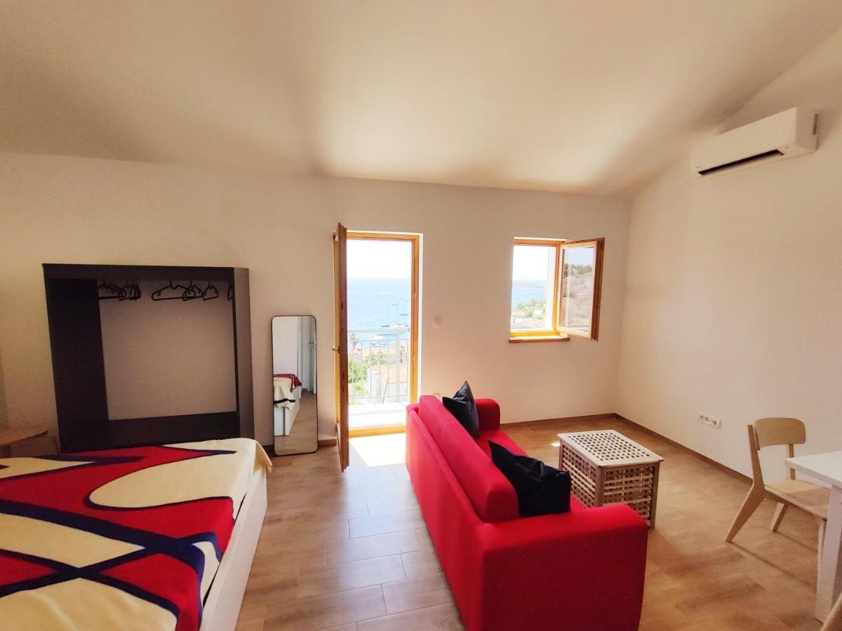 Brand New Apt W Balcony & Perfect Seaview At Center Hvar Town Eksteriør billede