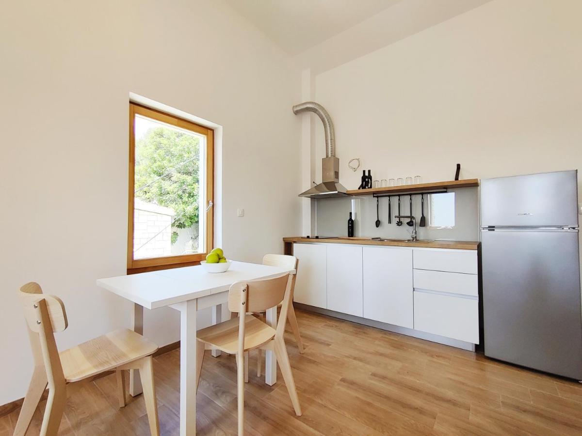 Brand New Apt W Balcony & Perfect Seaview At Center Hvar Town Eksteriør billede