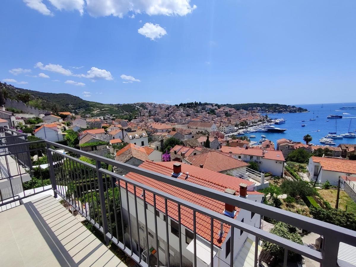 Brand New Apt W Balcony & Perfect Seaview At Center Hvar Town Eksteriør billede