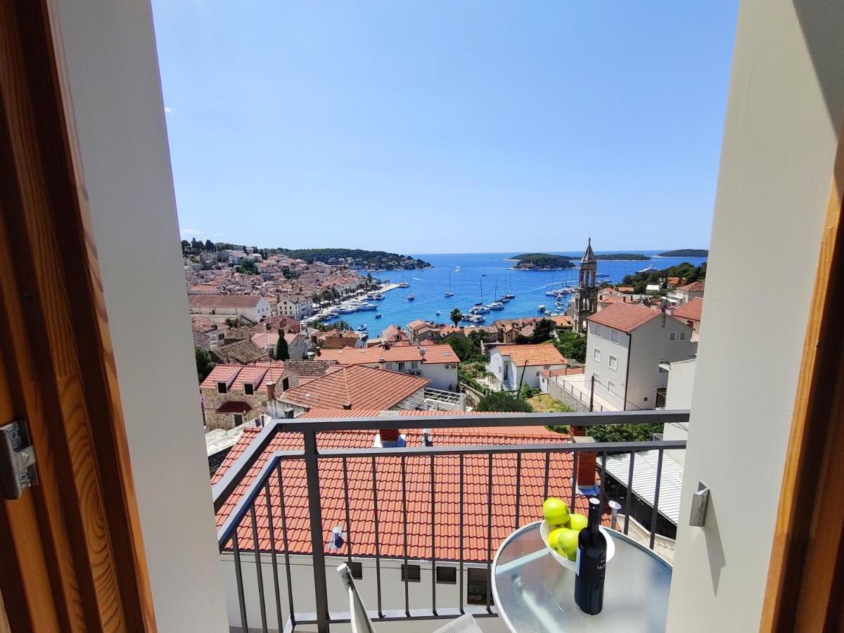 Brand New Apt W Balcony & Perfect Seaview At Center Hvar Town Eksteriør billede