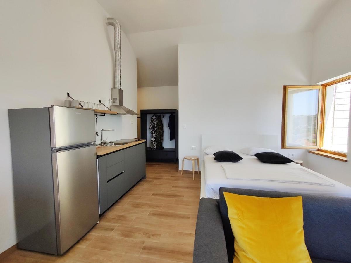 Brand New Apt W Balcony & Perfect Seaview At Center Hvar Town Eksteriør billede