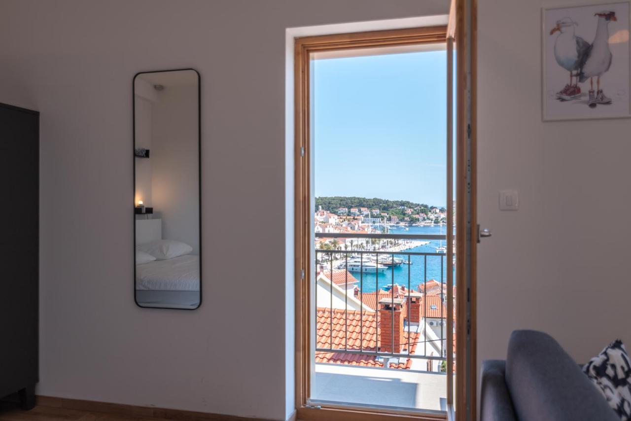 Brand New Apt W Balcony & Perfect Seaview At Center Hvar Town Eksteriør billede