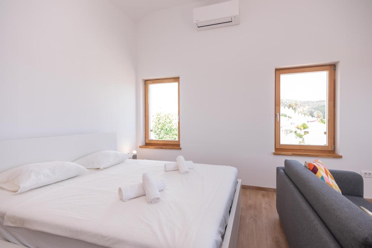 Brand New Apt W Balcony & Perfect Seaview At Center Hvar Town Eksteriør billede