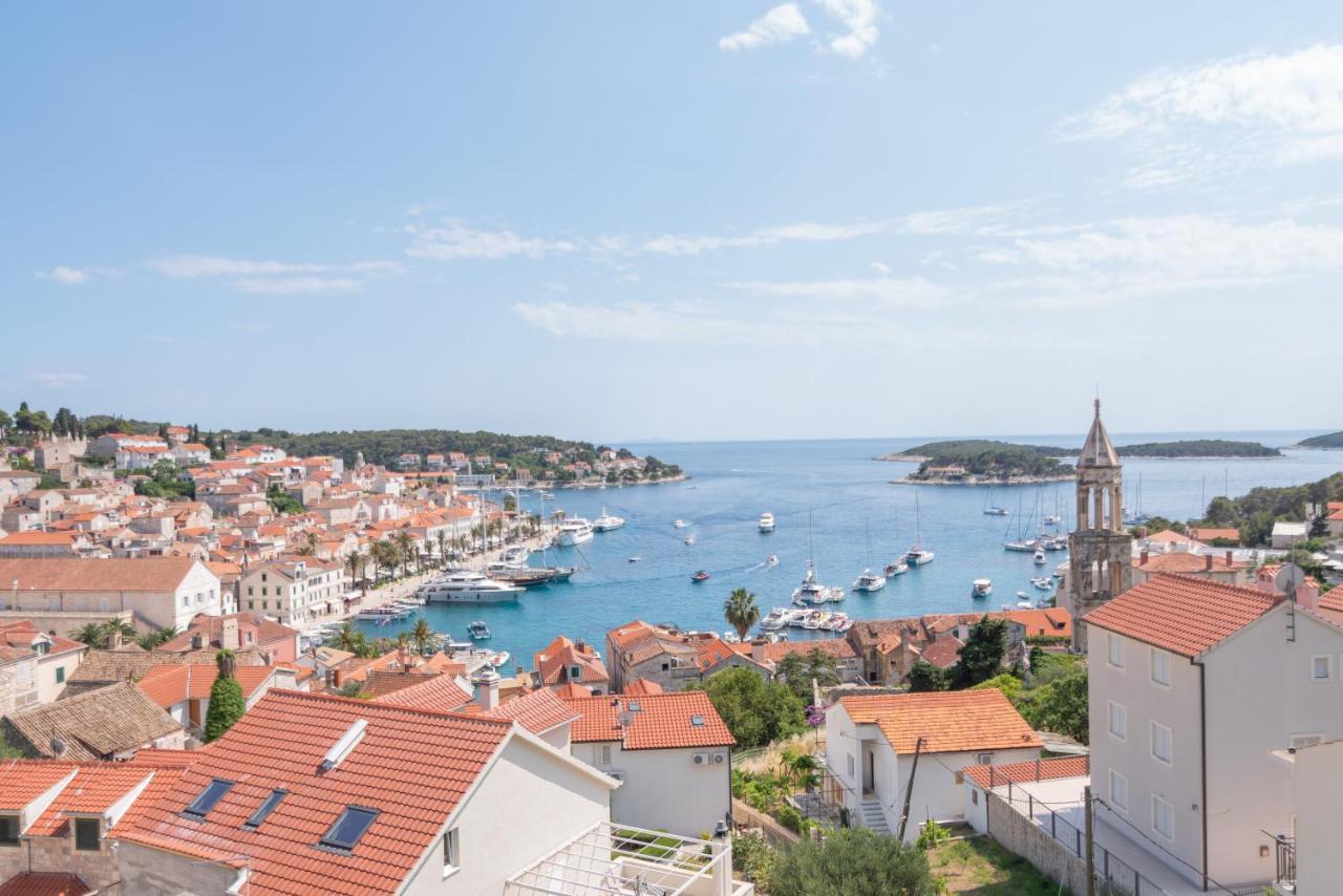 Brand New Apt W Balcony & Perfect Seaview At Center Hvar Town Eksteriør billede